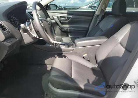 2016 Nissan Altima 2.5 из США, поврежденный, VIN 1N4AL3AP1GC221517